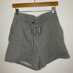 Vero Moda gray sweat shorts size M